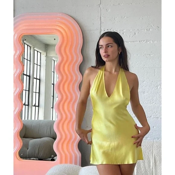 SOLD ON DEPOP - Picture 1 of 11